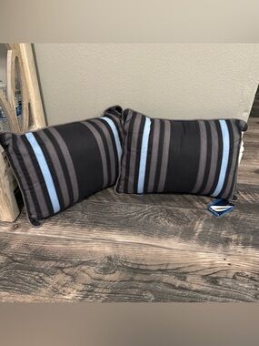Set Of 2 Nautica Harrington Bay Gray Breakfast pillow 16”x12” new